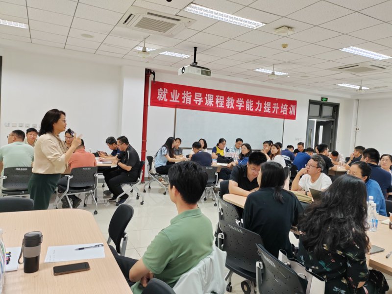 厦门出入境检验检疫局:保障口岸安全,守护旅客出行